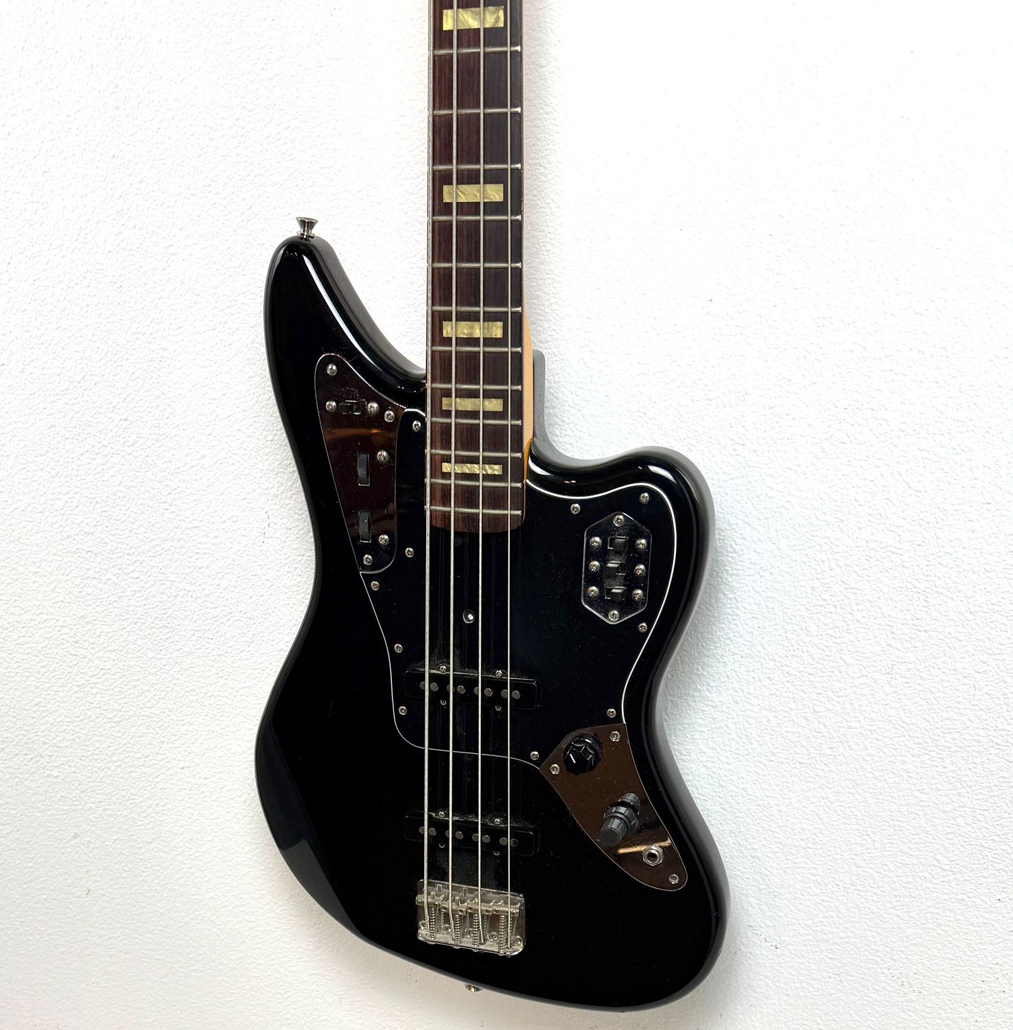 2000&#39;s Fender Jaguar Bass