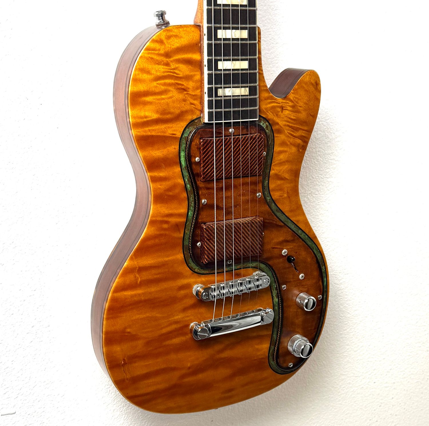 Zuzu Zuma 005 2015