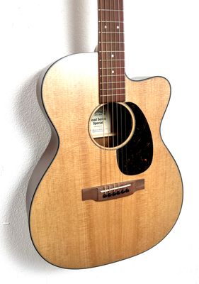 New Martin OMC-10e