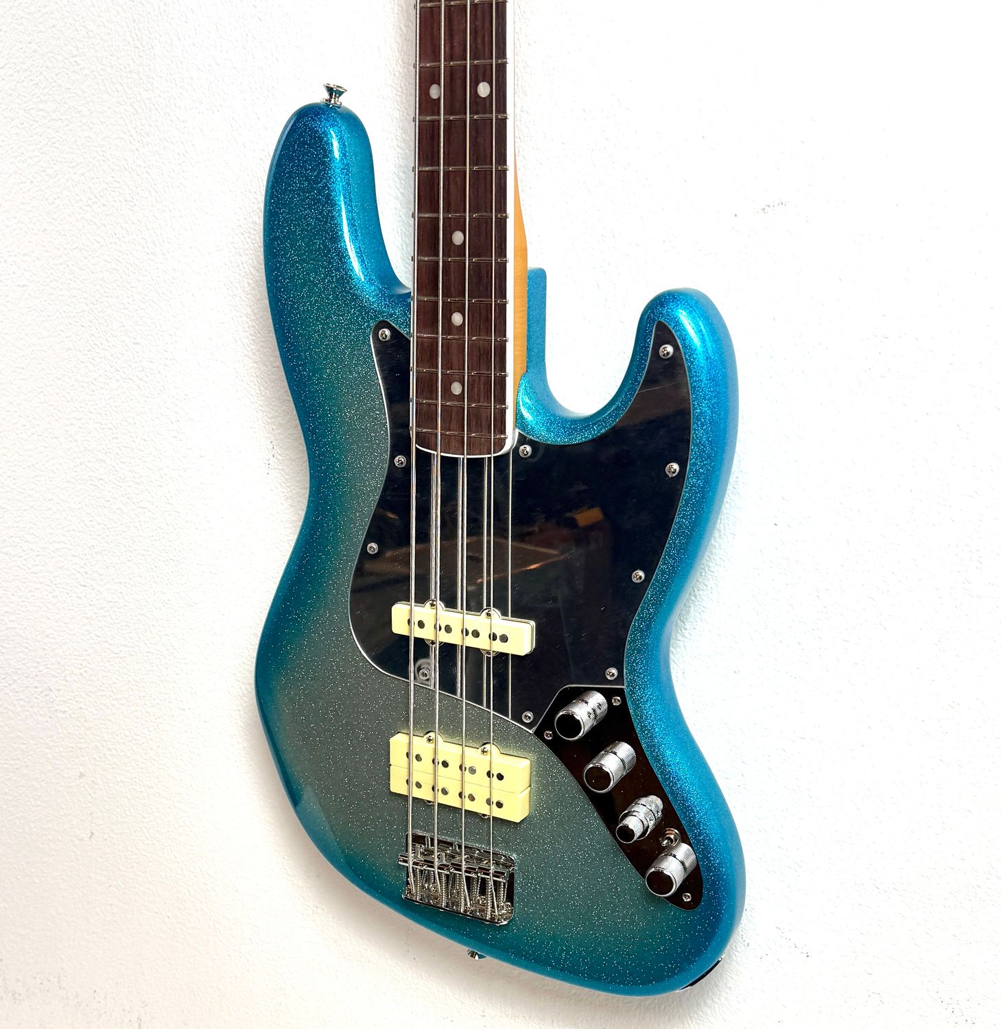 New Fender LTD Blu DeTiger Jazz Bass