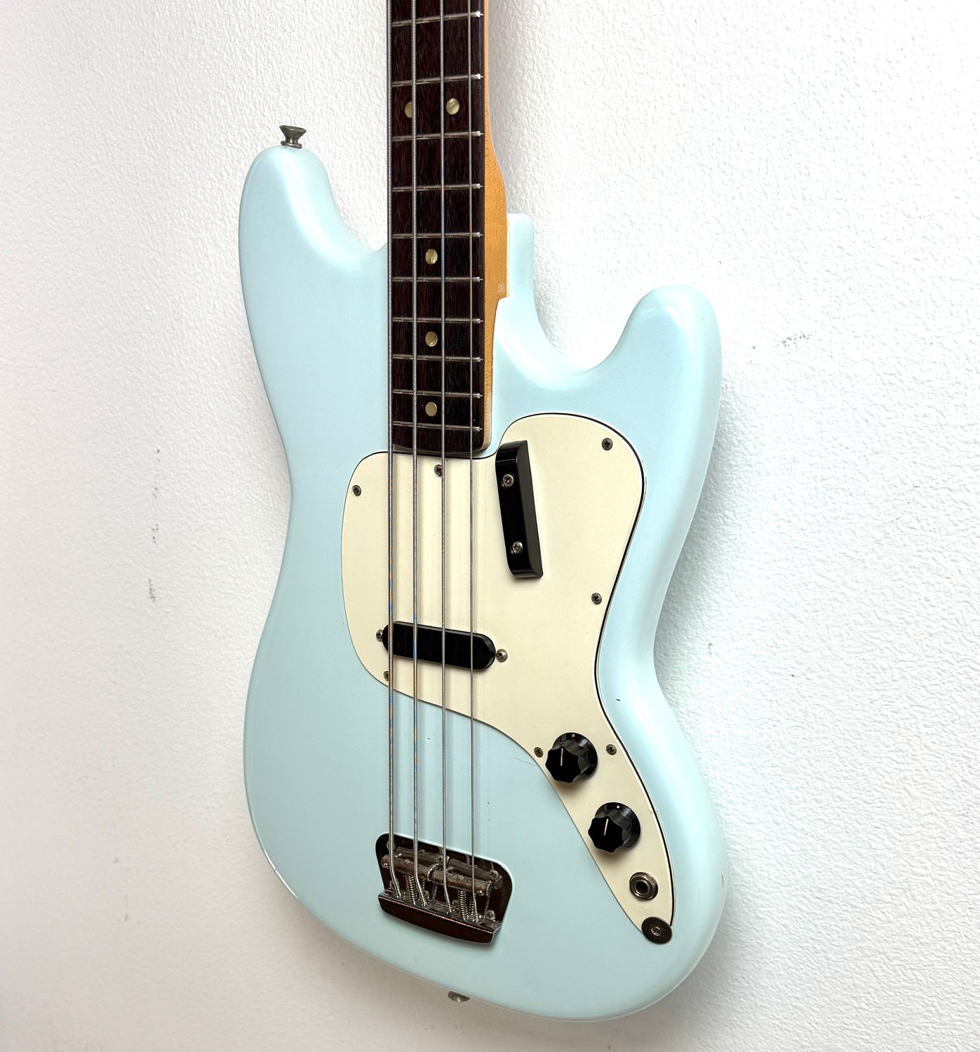 1972 Fender Musicmaster Bass