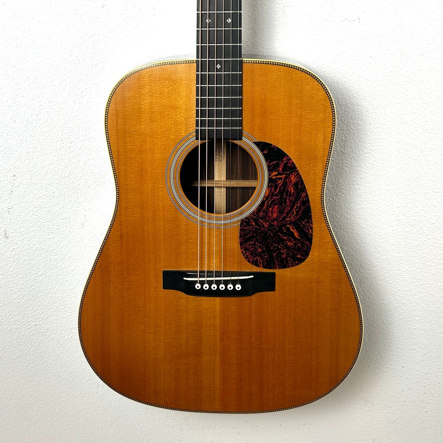 2005 Martin Vintage Series HD-28V