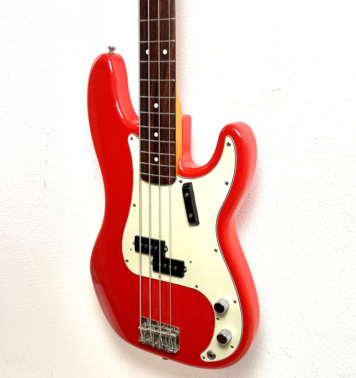 2000 Fender AVRI &#39;62 Precision Bass