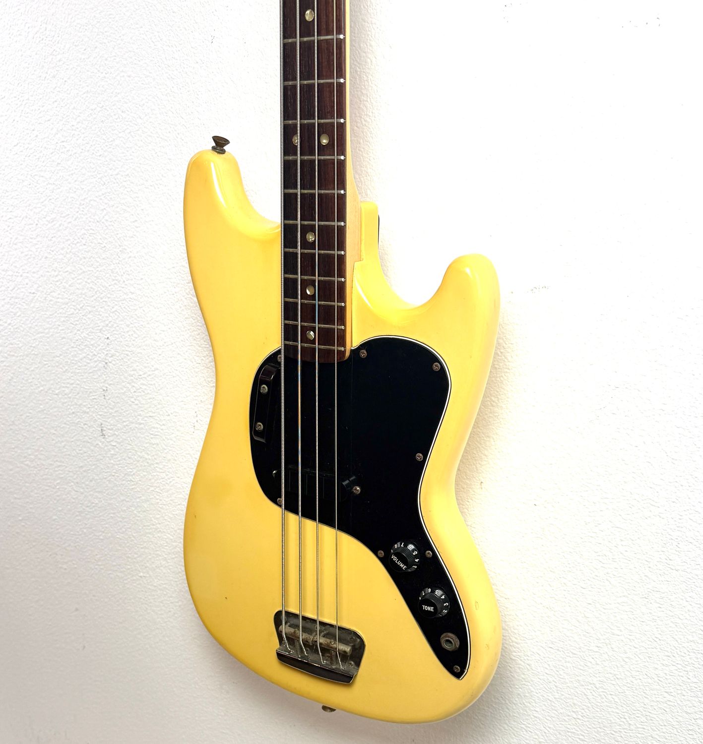 1978 Fender Musicmaster Bass