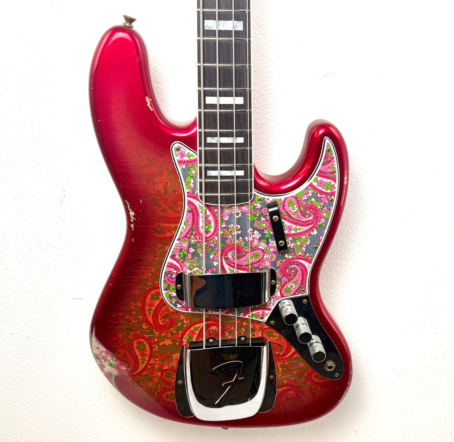 New Fender Custom Shop LTD Pink Paisley Jazz Bass Relic