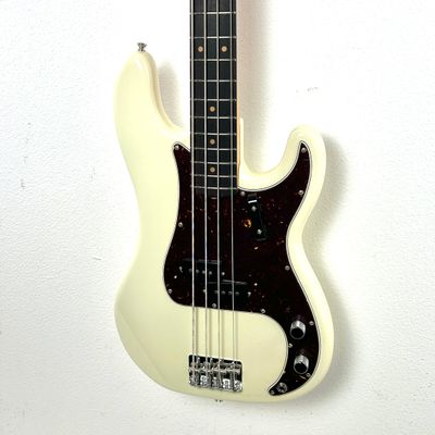 New American Vintage II &#39;60 Precision Bass