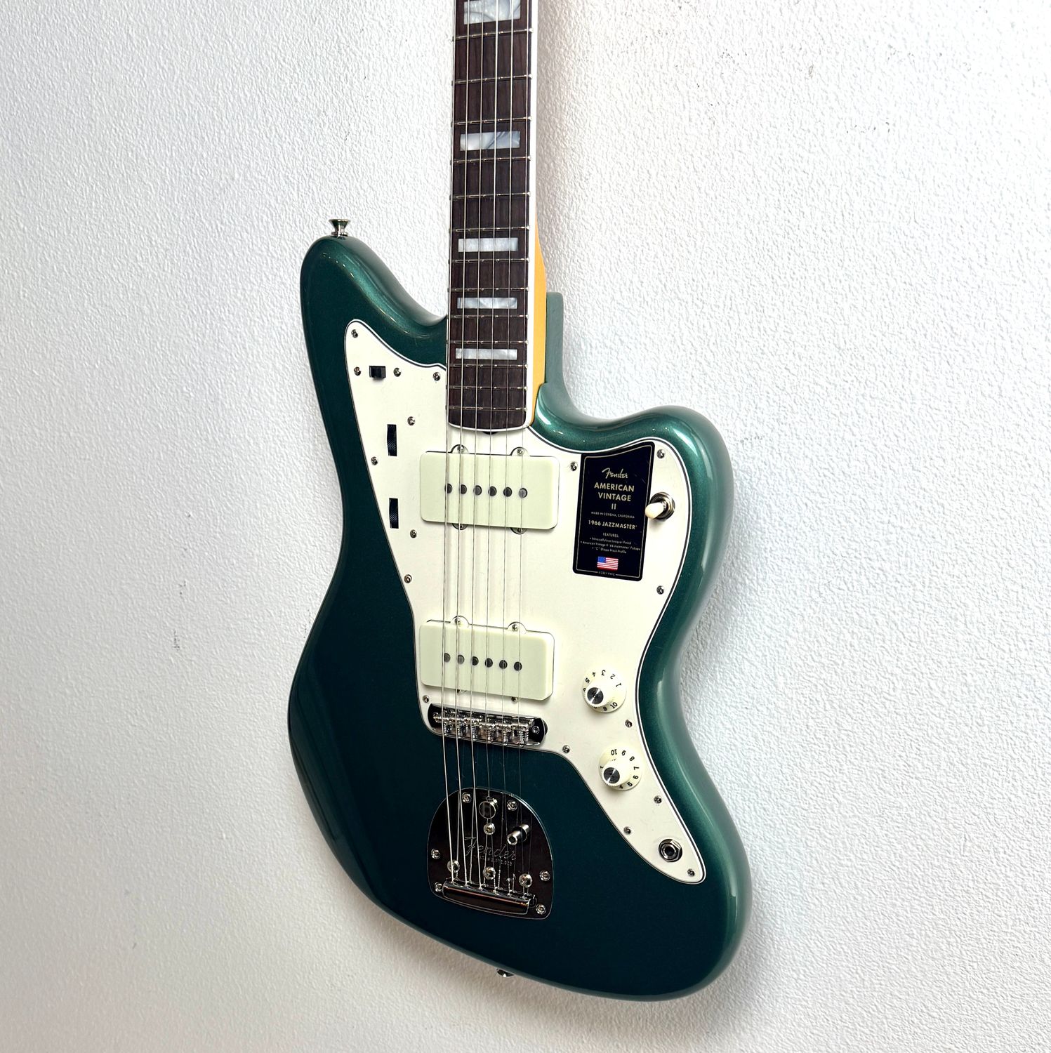 New Fender American Vintage II 1966 Jazzmaster