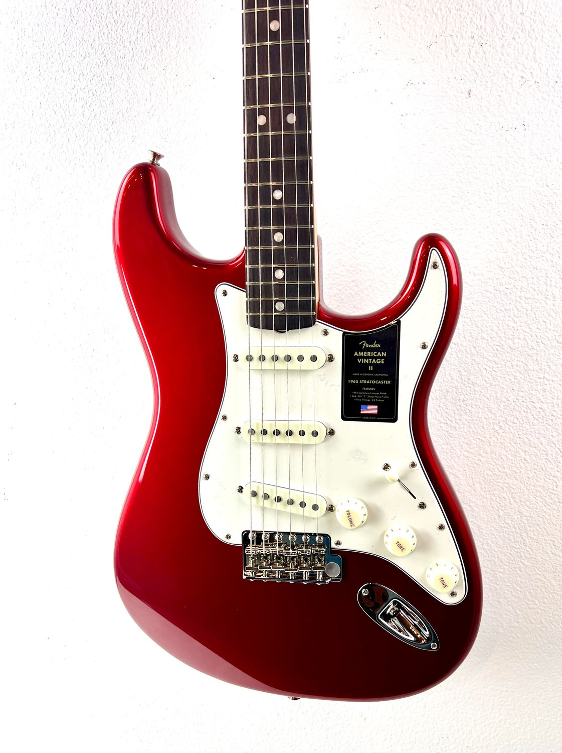 New Fender American Vintage II 1965 Stratocaster