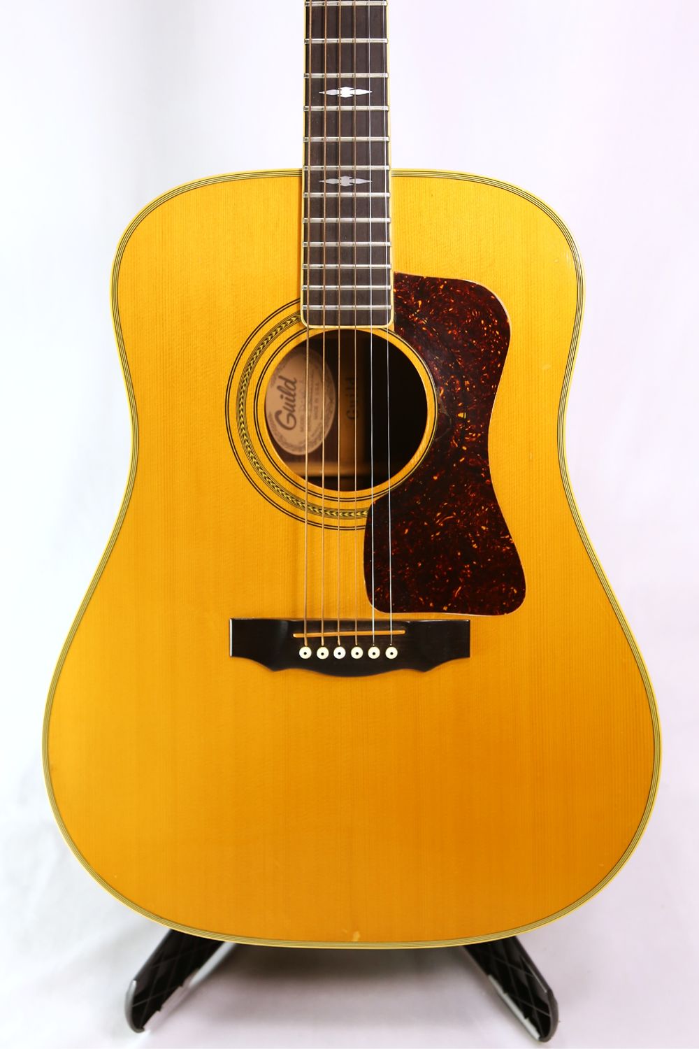 1987 Guild USA D-60 NT Rosewood Back and Sides 1987 Guild USA D-60 NT Rosewood Back and Sides
