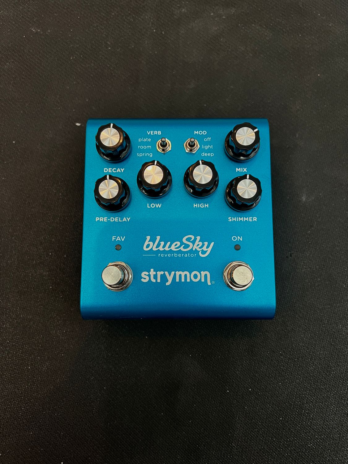 Strymon blueSky Reverberator V2