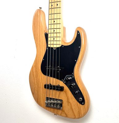 2019 Fender American Professional Jazz Bass 5 String