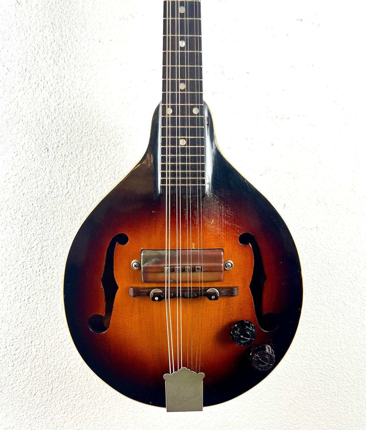 1940 Gibson EM-150 Electric Mandolin