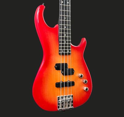 1989 Modulus Quantum 4 P/J Bass 1989 Modulus Quantum 4 P/J Bass