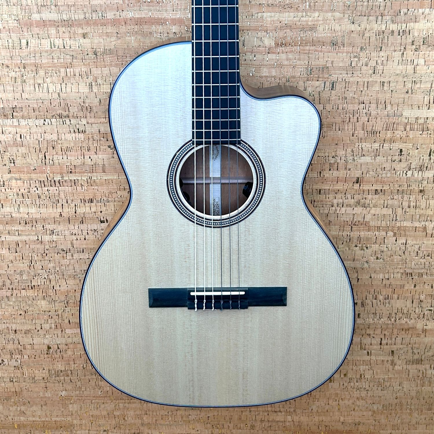 New Martin 000C12-16E