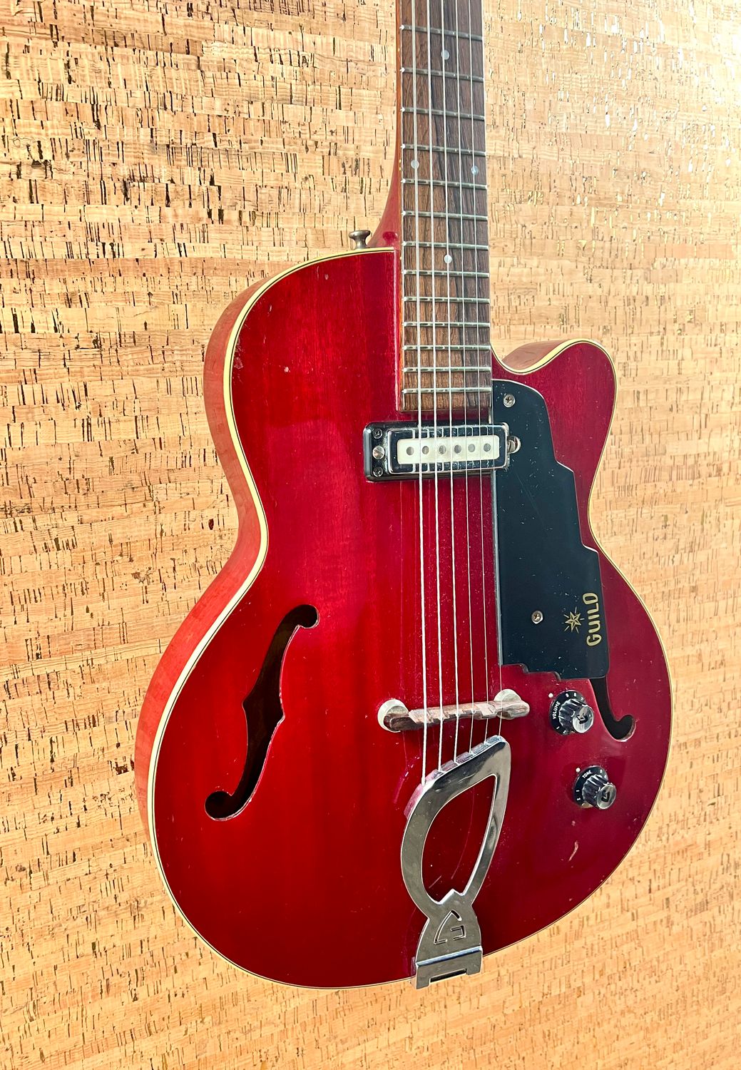 1960's Guild M-65 3/4 Freshman