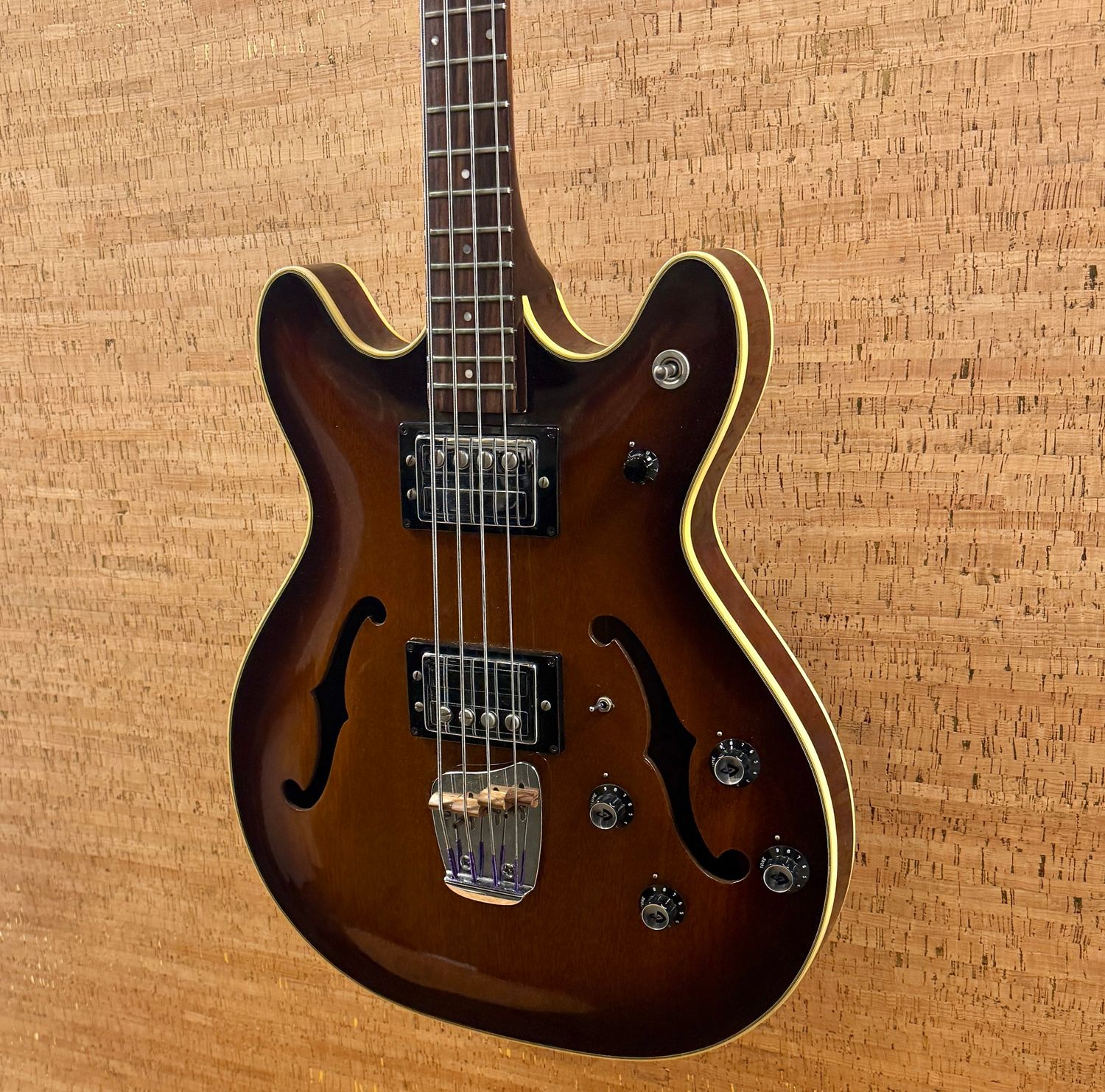1975 Guild Starfire Bass II