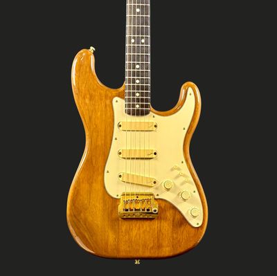 1983 Fender Stratocaster Elite Walnut