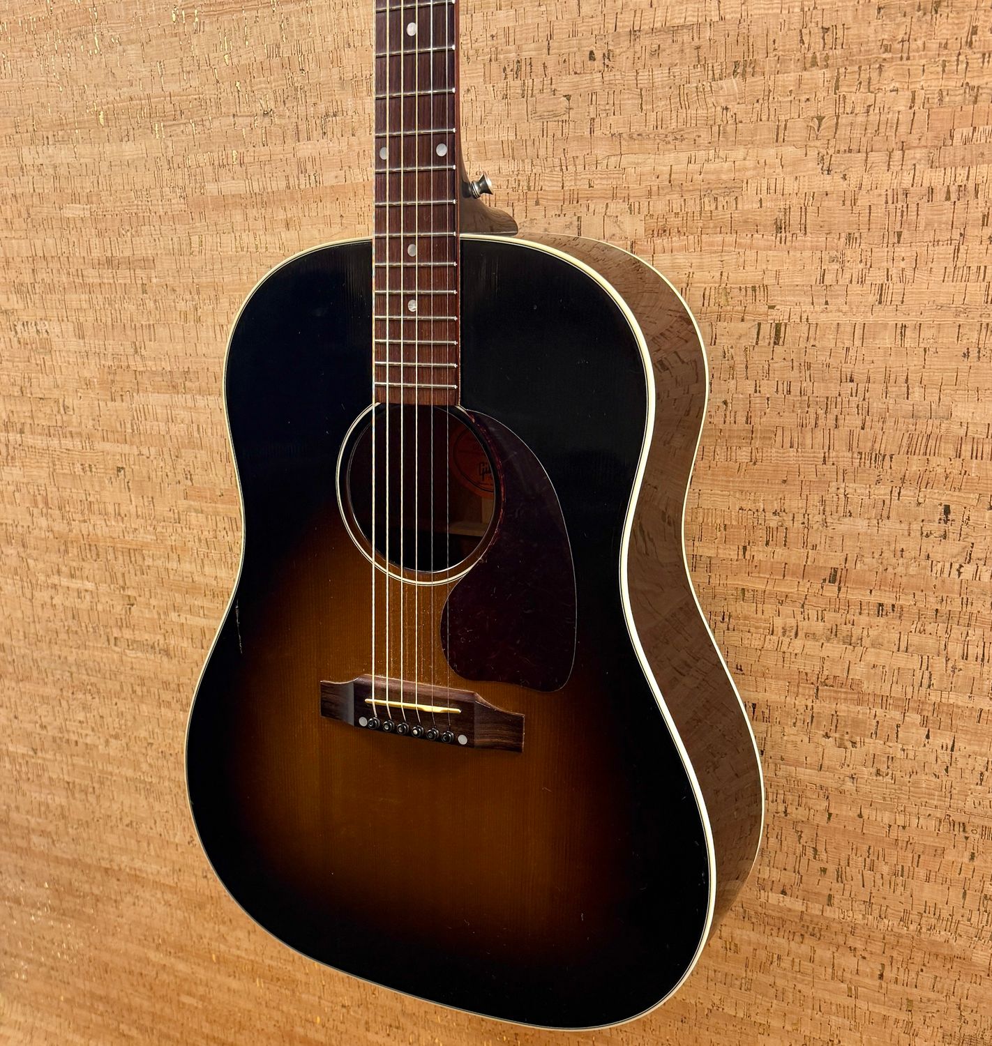 2006 Gibson J-45 2006 Gibson J-45