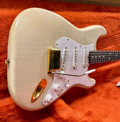 1987 Fender American Vintage '62 Stratocaster Mary Kaye AVRI