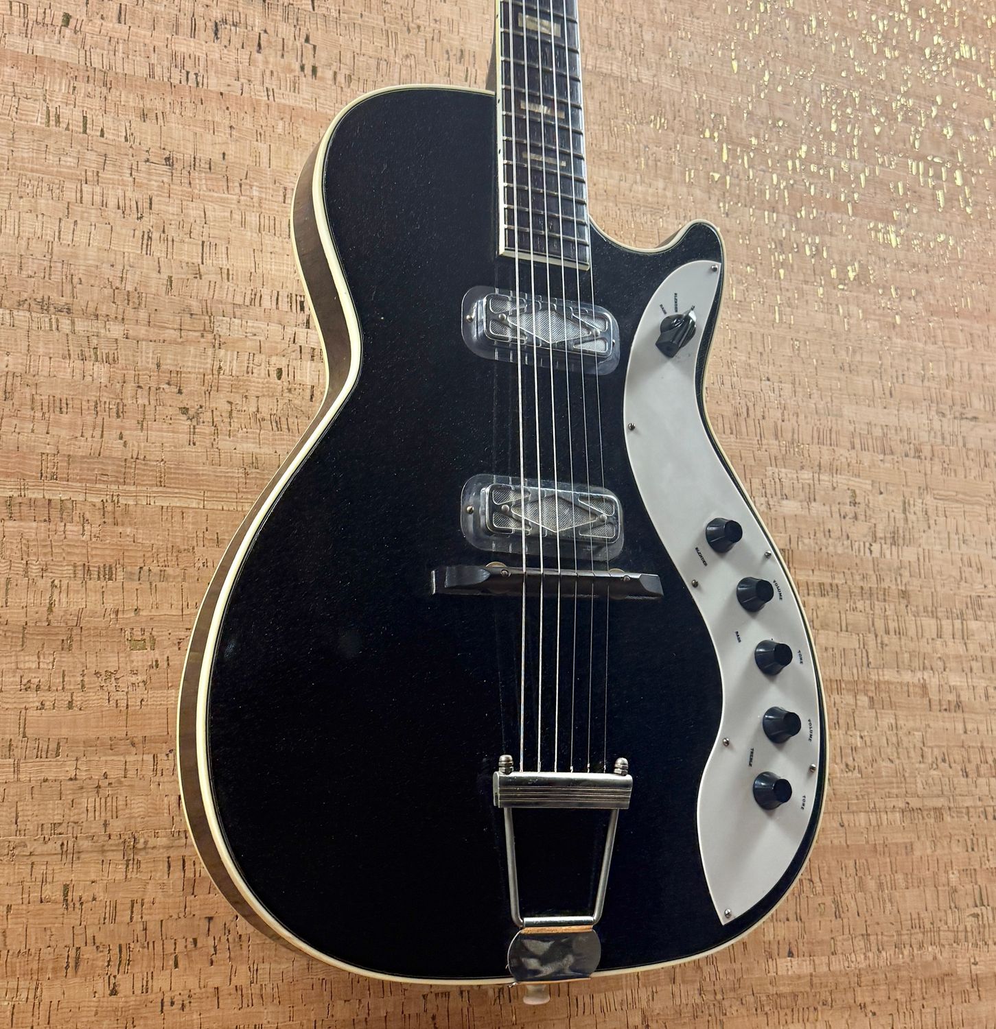 1960's Silvertone Jupiter 1423