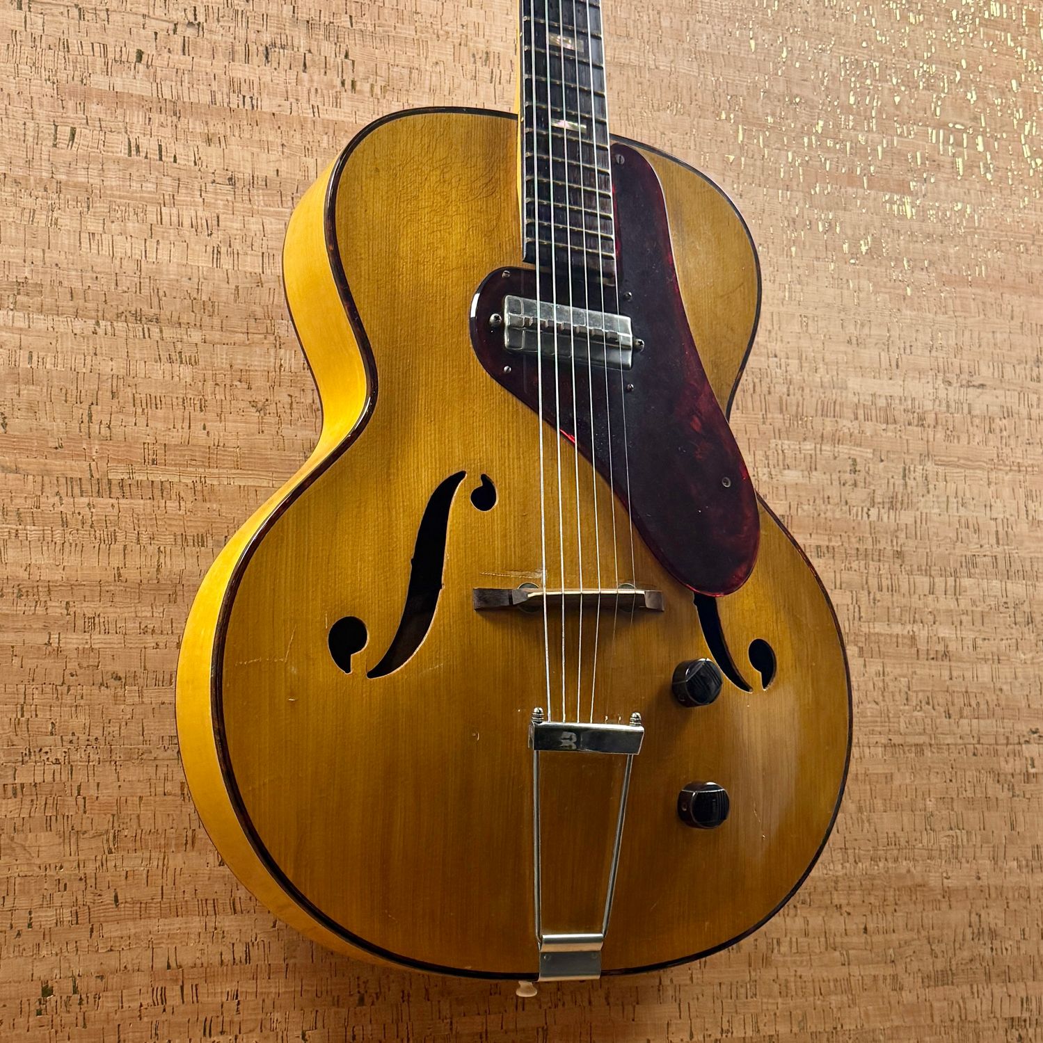 1940's Silvertone 1350 Archtop 1940's Silvertone 1350 Archtop