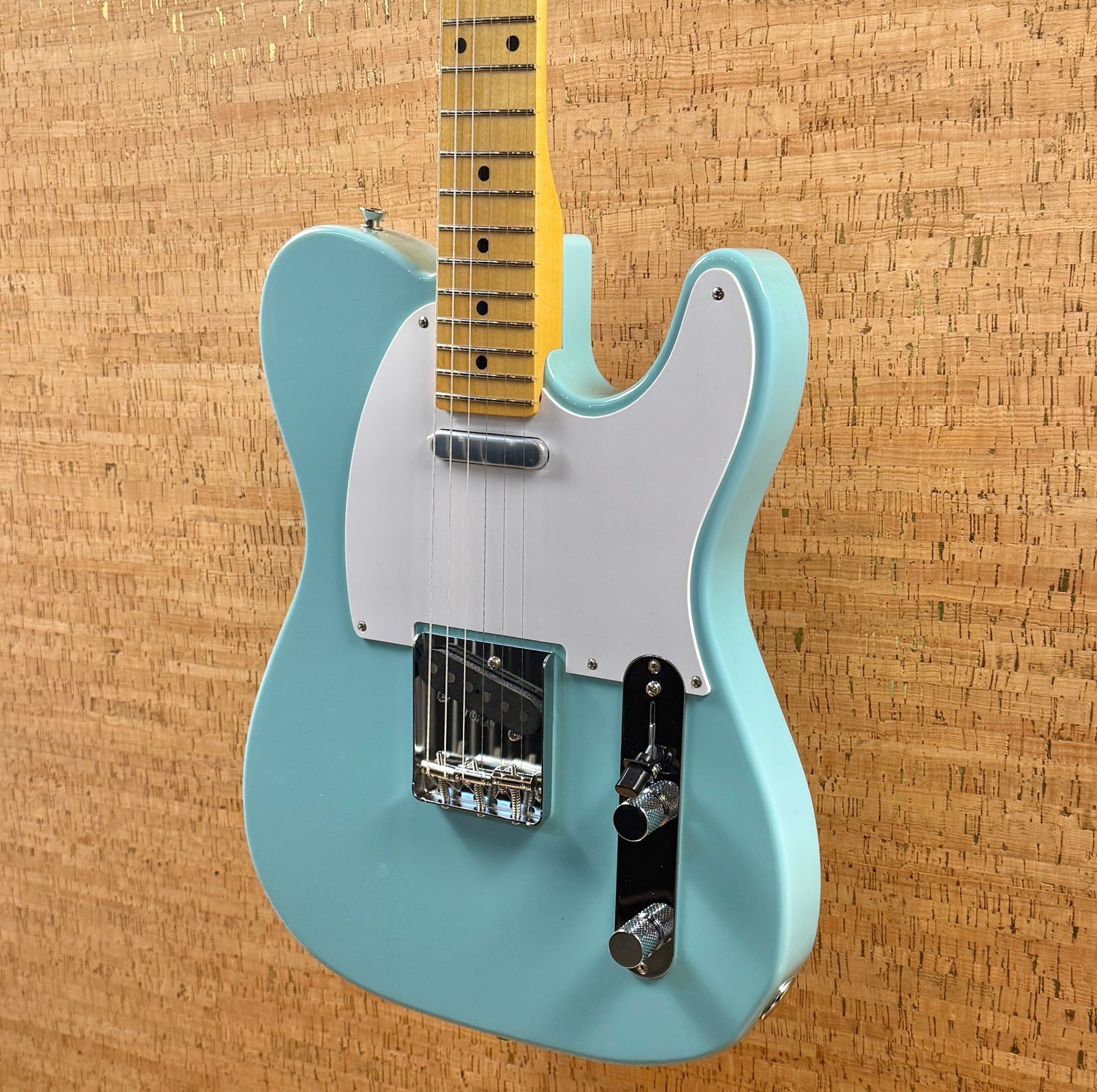 New Tokai Breezysound