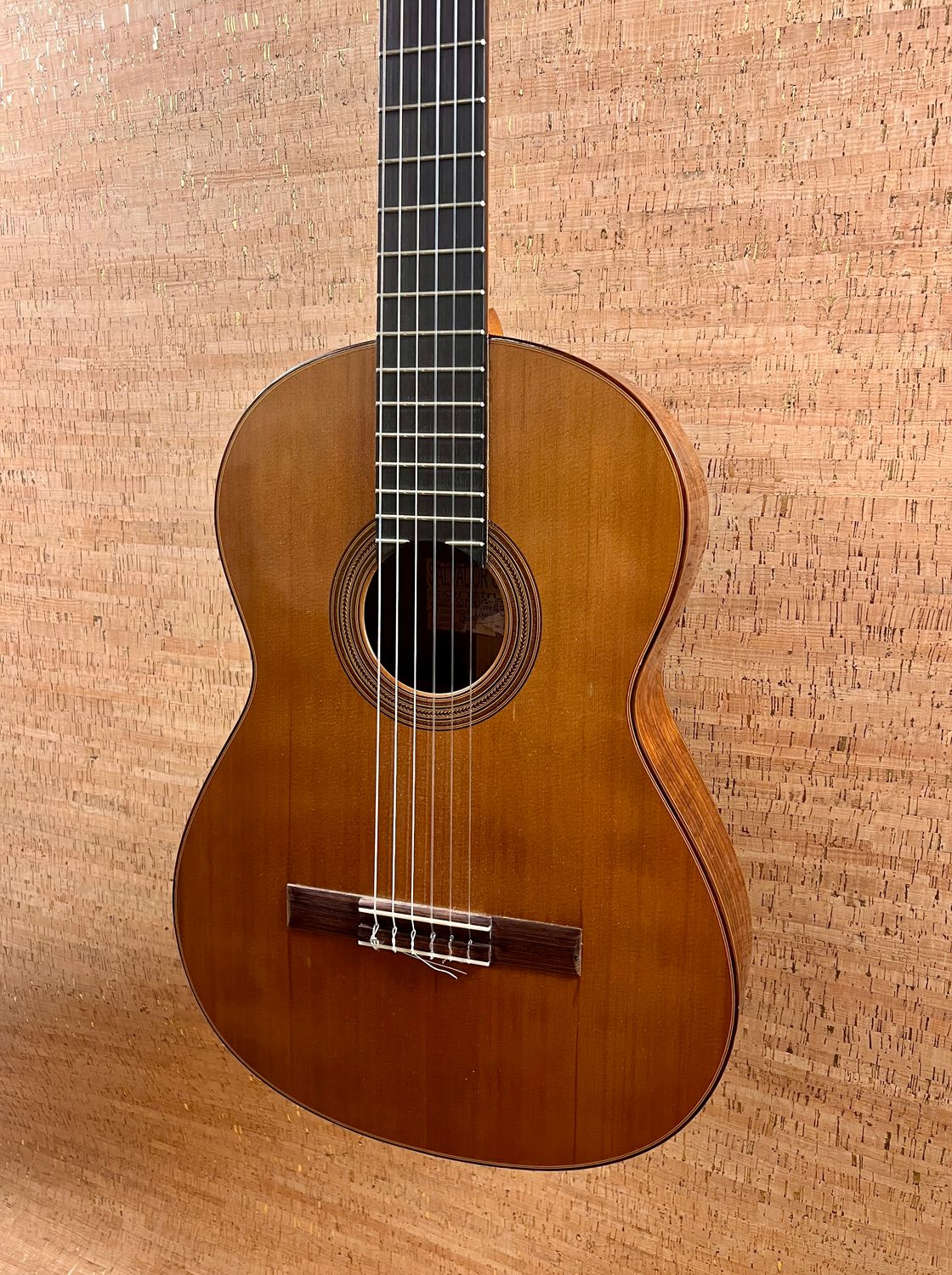 2001 Salvador Castillo Estudio Classical 2001 Salvador Castillo Estudio Classical