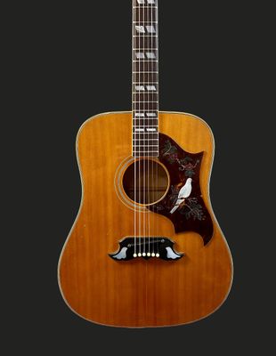 1970-72 Gibson Dove 1970-72 Gibson Dove