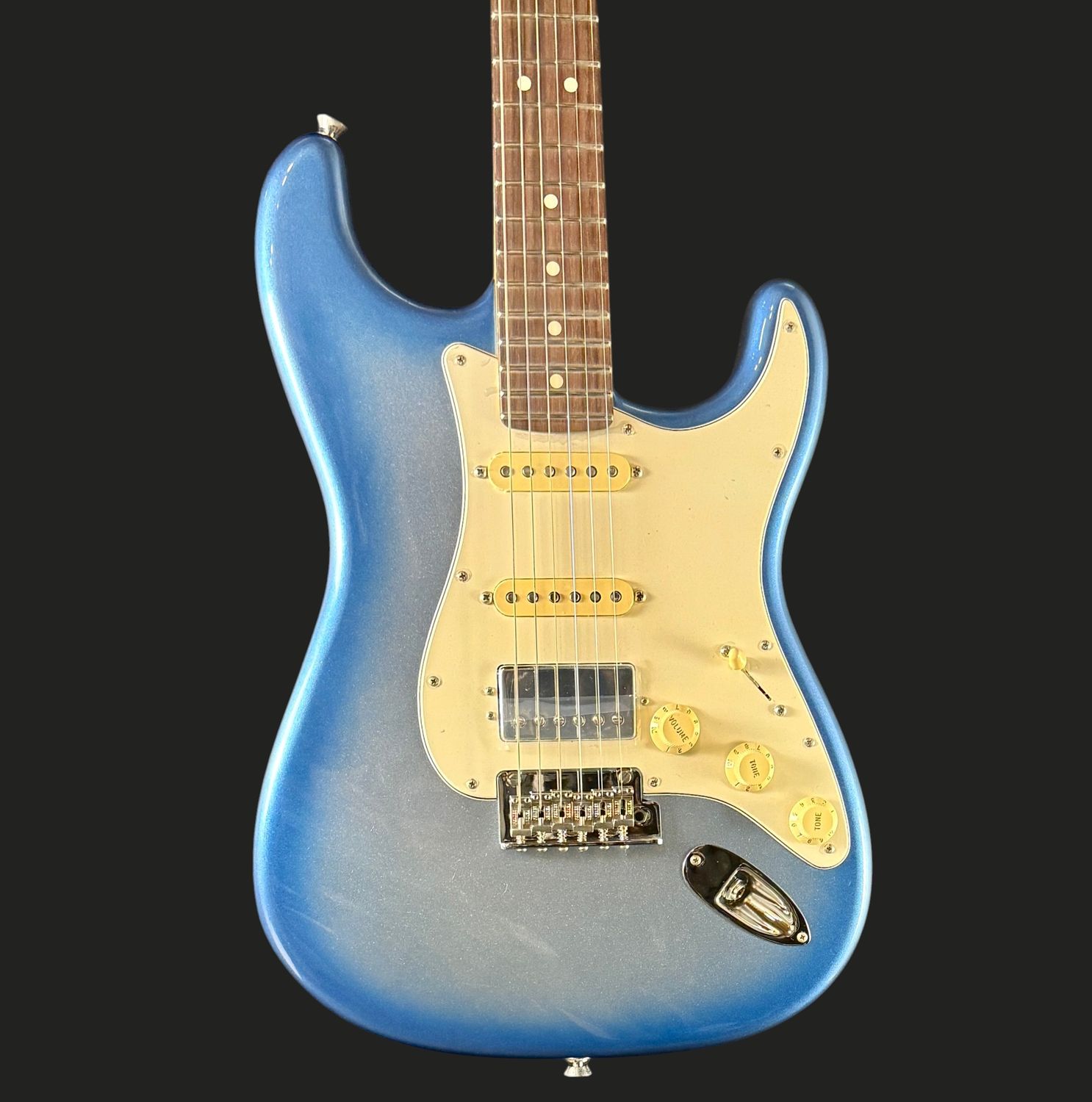 2020 Fender LTD American Showcase Stratocaster