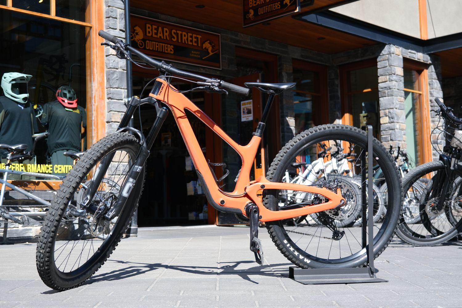Bold Linkin 150 Pre-Owned