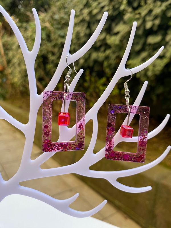 Duranberk Design -El Yapımı Epoksi Dikdörtgen &amp; Kare Küpe