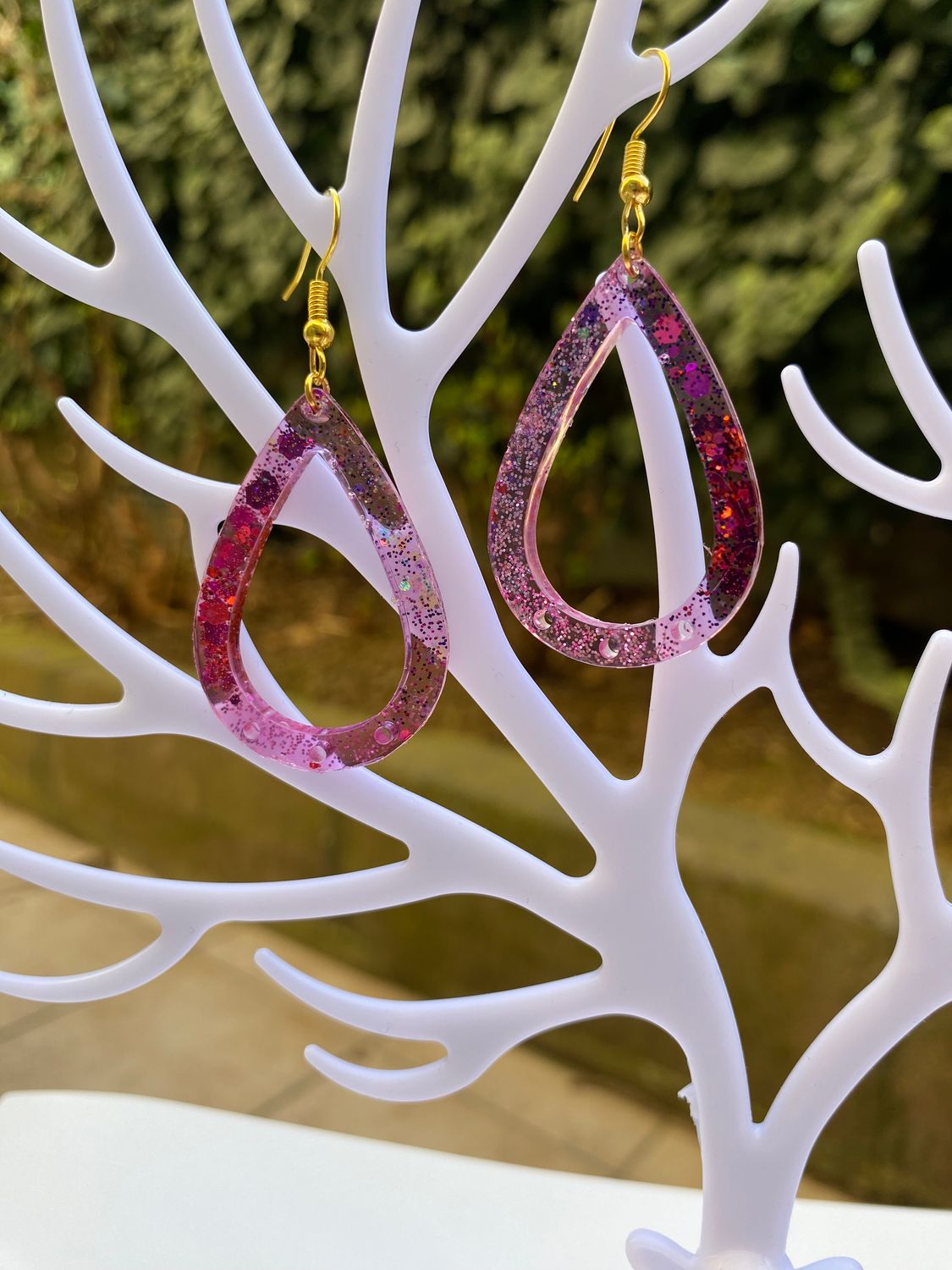 Duranberk Design- El Yapımı Epoksi Damla küpe