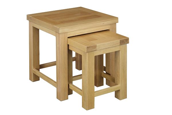 Regent Oak Nest of 2 Tables