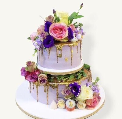 Fresh Flower Drip Cake