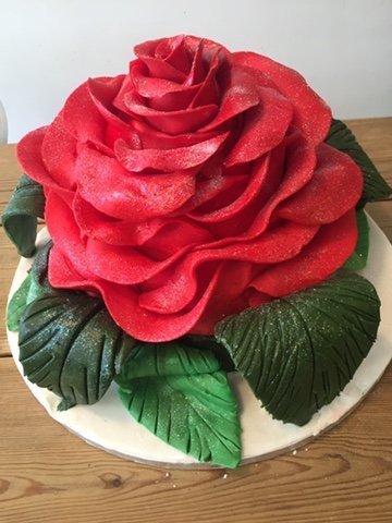 Red Rose Cake