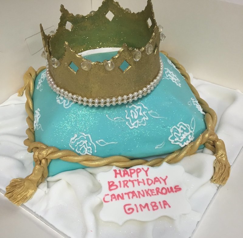 Crown|Cushion