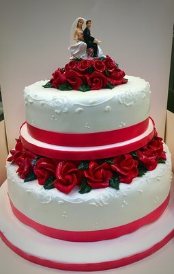 Hand-made Red Rose Wedding Cake