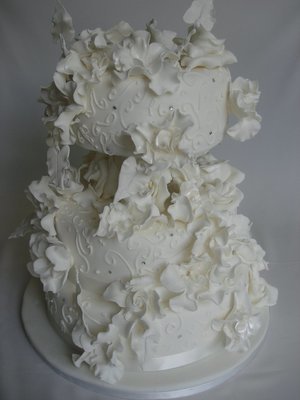 Elegant Embroidered Design and Handcrafted Flowers Wedding Cake