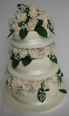 A Fresh Flower | Ivory Wedding Cake