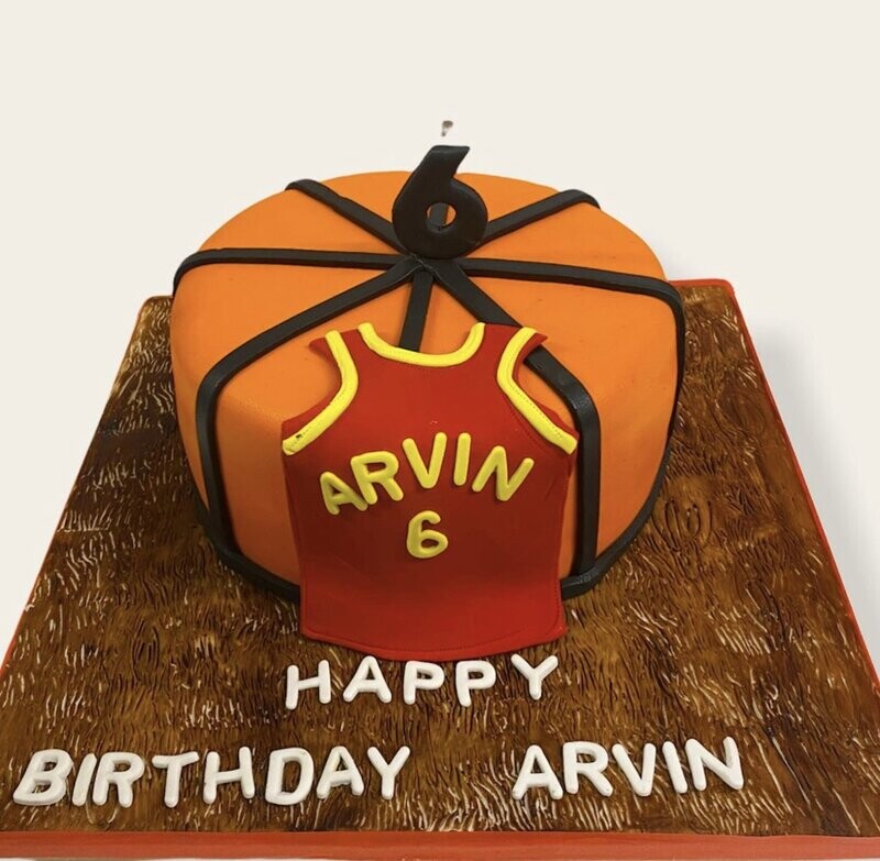 Basketball Themed Cake Basketball Themed Cake