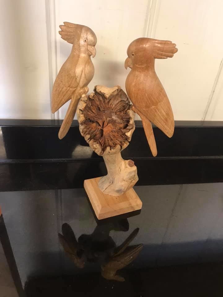 Cockatoo Carving
