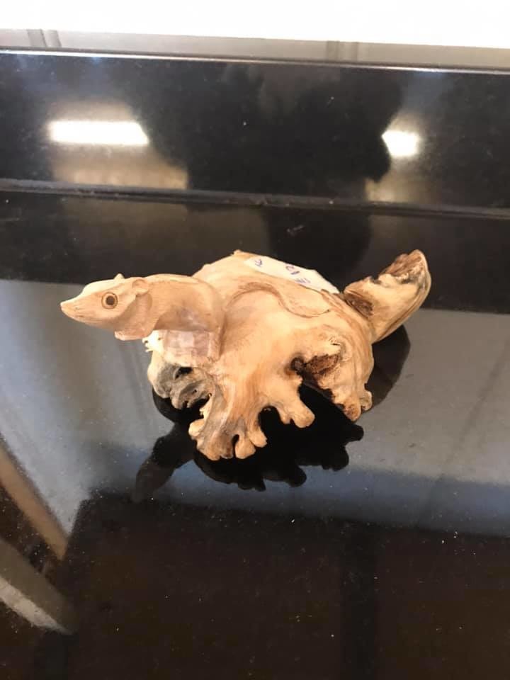 Mouse Carving