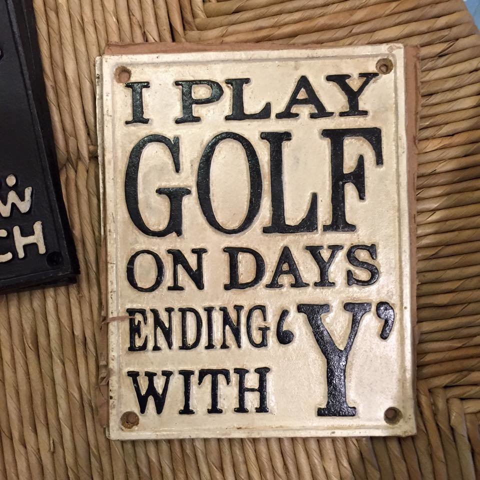 I Play Golf On Days Ending With Y Cast Plaque I Play Golf On Days Ending With Y Cast Plaque