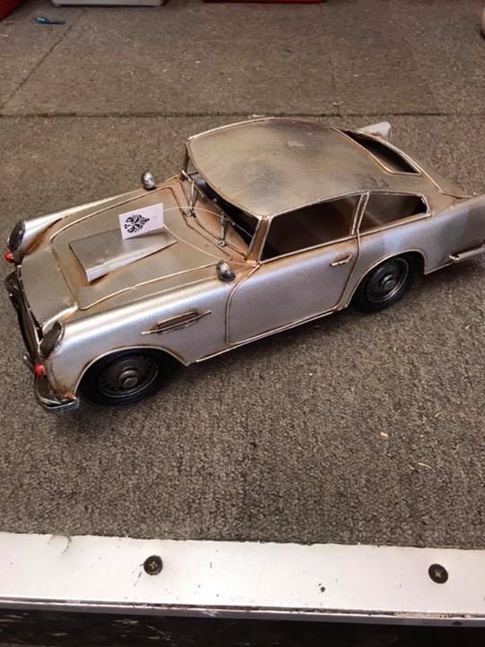 Tin vintage silver car