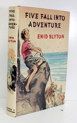 Five Fall Into Adventure - Enid Blyton