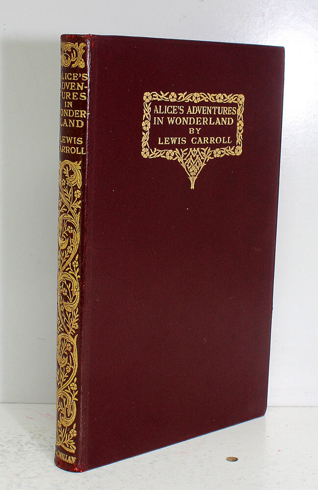 Alice&#39;s Adventures in Wonderland - Lewis Carroll