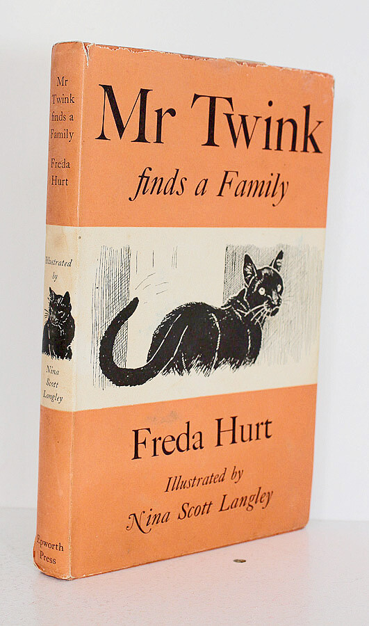 Mr Twink Finds A Family - Freda Hunt
