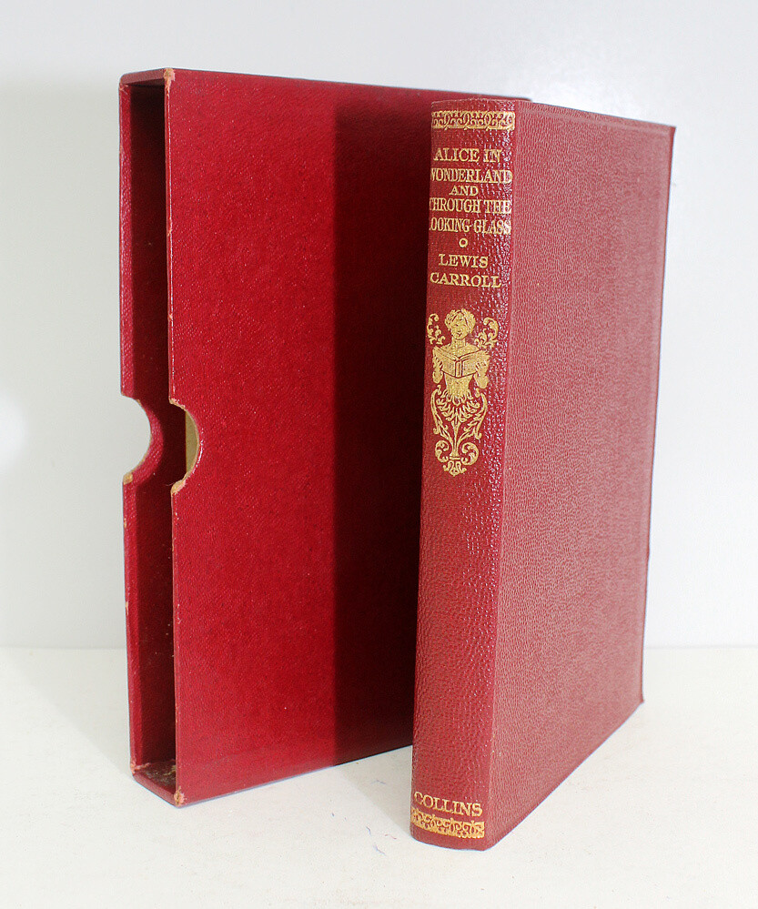 Alice Adventures in Wonderland and Through the Looking Glass - Lewis Carroll
