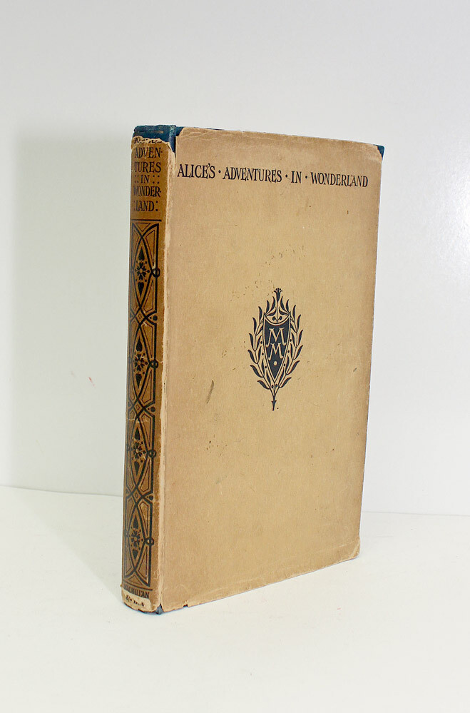 Alice&#39;s Adventures in Wonderland - Lewis Carroll
