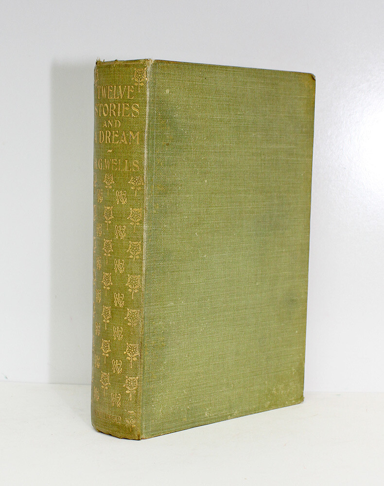 Twelve Stories and a Dream - H G Wells